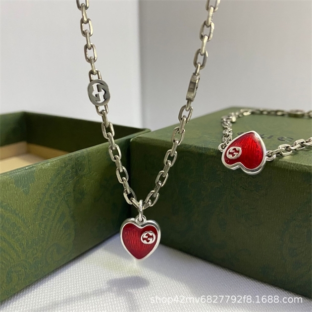 20% OFF designer jewelry Gujia double g Enamel Necklace Bracelet used glue dropping red love peach heart clavicle chain for men and women
20% OFF designer jewelry Gujia double g Enamel Necklace Bracelet used glue dropping red love peach heart clavicle chain for men and women