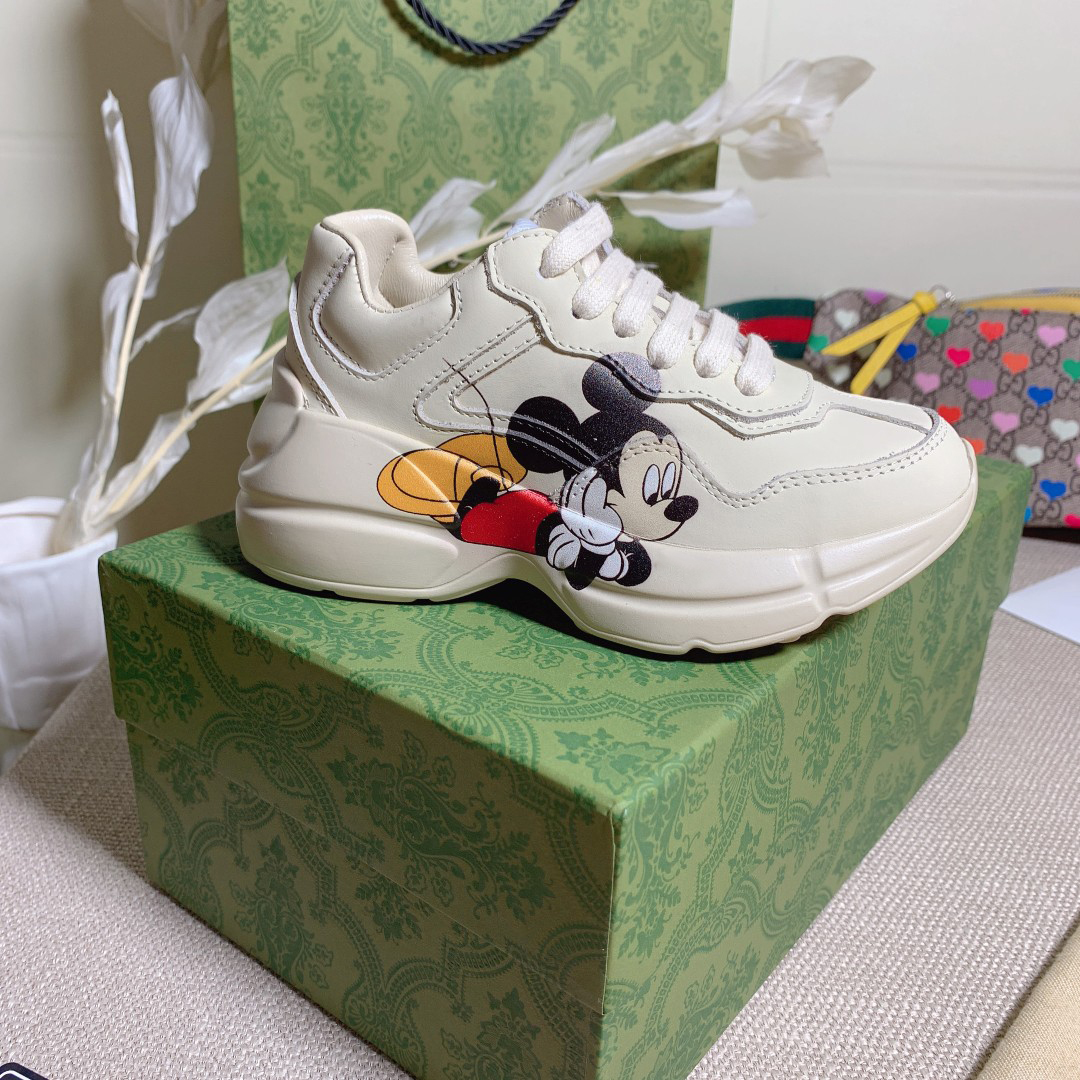Baby toddler sneakers children boys and girls fallwinter graffiti wear-resistant sports casual shoes size25-35
Baby toddler sneakers children boys and girls fallwinter graffiti wear-resistant sports casual shoes size25-35