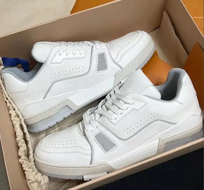 2022 Fashion Mens Shoes Designer Trainers Comfortable Men Low Cut Lace-Up Leather Casual Outdoor Zapatillas Walking Shoes 39-44, Black
2022 Fashion Mens Shoes Designer Trainers Comfortable Men Low Cut Lace-Up Leather Casual Outdoor Zapatillas Walking Shoes 39-44, Black