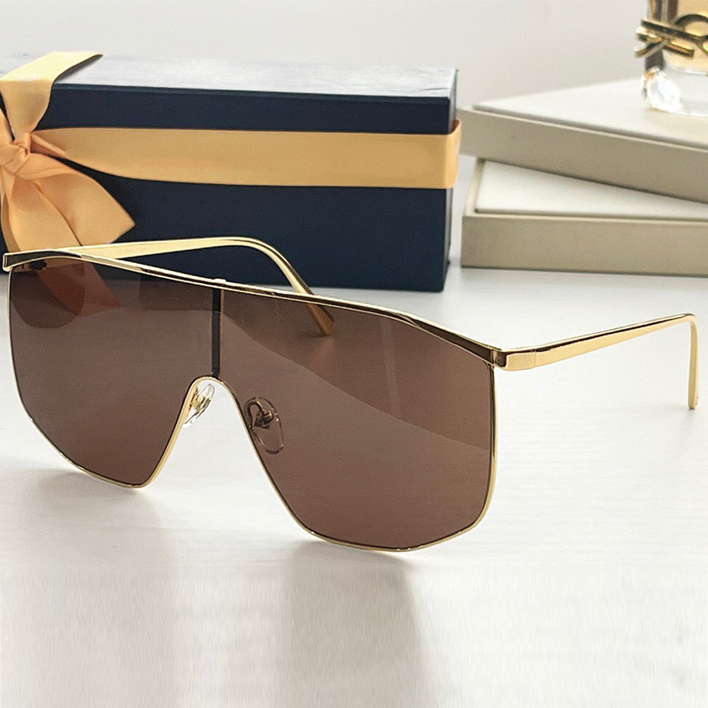 Popular mens or womens GOLDEN MASK SUNGLASSES 2022 autumn and winter series new design combines architectural silhouette with slender temples original box 9AEH
Popular mens or womens GOLDEN MASK SUNGLASSES 2022 autumn and winter series new design combines architectural silhouette with slender temples original box 9AEH