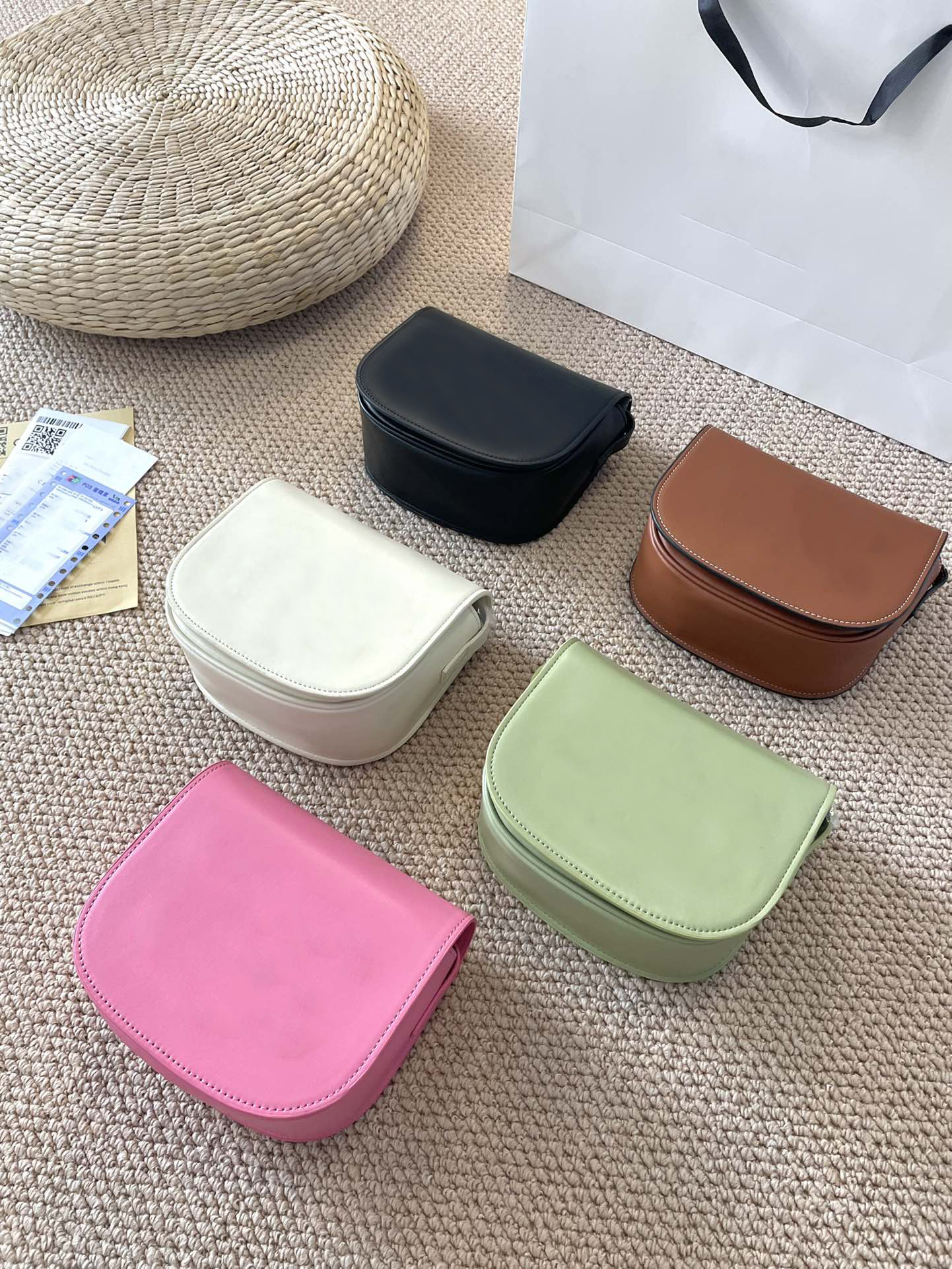 2022 top quality women luxury designer bags new crossbody bags designers fashion small shoulders bag design mini purse classic brand handbags real leather totes, Pink
2022 top quality women luxury designer bags new crossbody bags designers fashion small shoulders bag design mini purse classic brand handbags real leather totes, Pink
