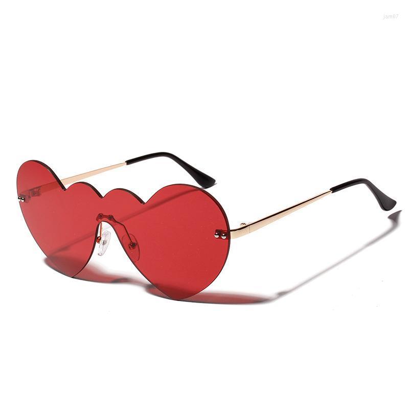 Sunglasses Woman Heart Shaped Love Cute Lady Sun Glasses Retro Metal Female Rimless Unique Fashion Eyewear Women Brand DesignerSunglasses
Sunglasses Woman Heart Shaped Love Cute Lady Sun Glasses Retro Metal Female Rimless Unique Fashion Eyewear Women Brand DesignerSunglasses