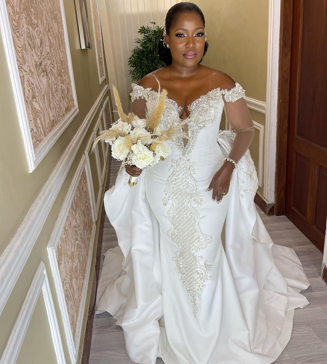 2022 Plus Size Arabic Aso Ebi Mermaid Luxurious Sexy Wedding Dress Beaded Crystals Lace Bridal Gowns Dresses ZJ112