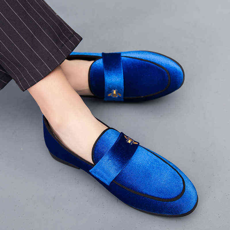 Dres Shoe New Men' Slipper Leather Shoe Spring Autumn Fashion Bee Moccasin Driving Wedding Brand for Men Casual Designer 220723, 810 white
Dres Shoe New Men' Slipper Leather Shoe Spring Autumn Fashion Bee Moccasin Driving Wedding Brand for Men Casual Designer 220723, 810 white
