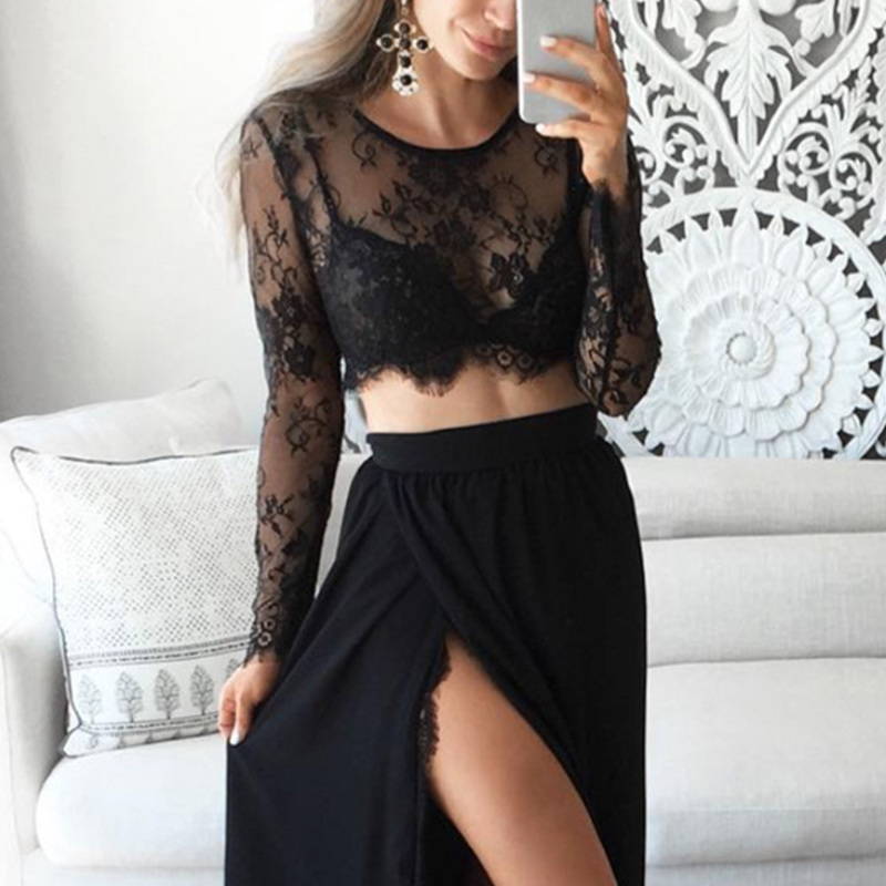 Woman Summer Blouse Mesh Slim Perspective Navel Sexy Style Lace Crop Tops O-neck White Black Beach Flower Blouse Tees Clubwear 220516