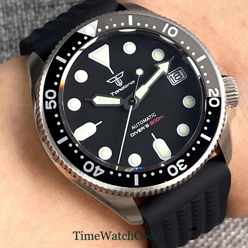 Wristwatches 37mm Sapphire Crystal Automatic Mens Watch NH35A Movement Alloy Bezel Insert Rubber Strap Luminous Black Dial Date 316LWristwat, C tandorio
Wristwatches 37mm Sapphire Crystal Automatic Mens Watch NH35A Movement Alloy Bezel Insert Rubber Strap Luminous Black Dial Date 316LWristwat, C tandorio