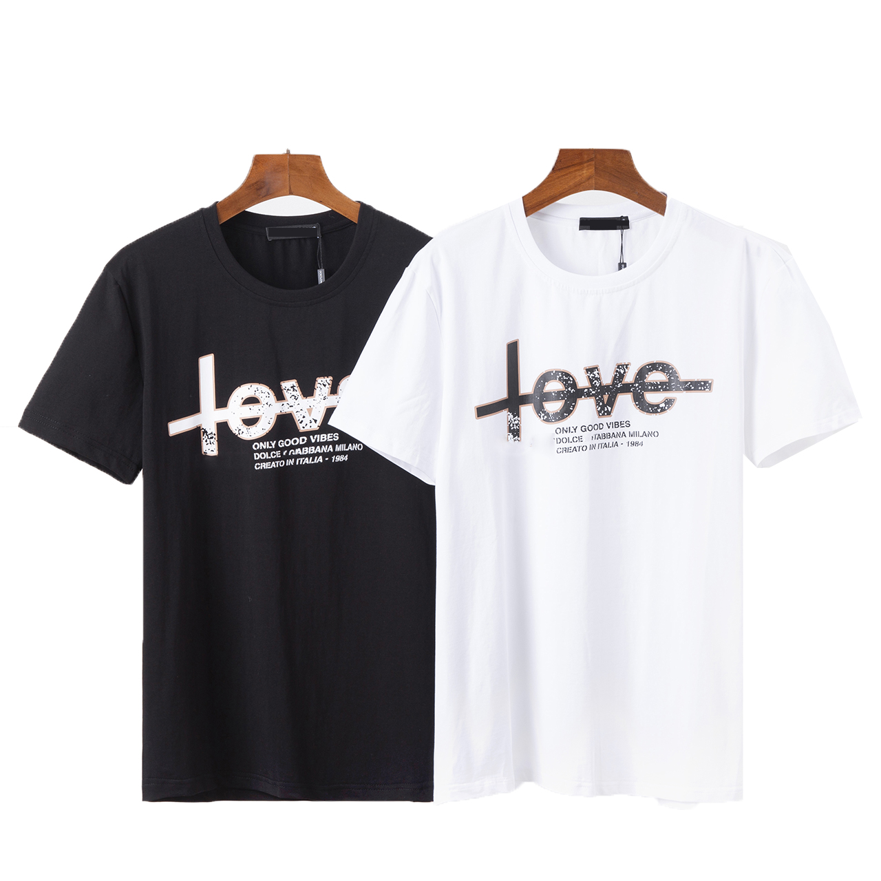 2022New Hot Summer Stylist Men Premium T-Shirt Polo Shirt Fashion Casual Letter Print Paris Perfect Couple Top, White
2022New Hot Summer Stylist Men Premium T-Shirt Polo Shirt Fashion Casual Letter Print Paris Perfect Couple Top, White