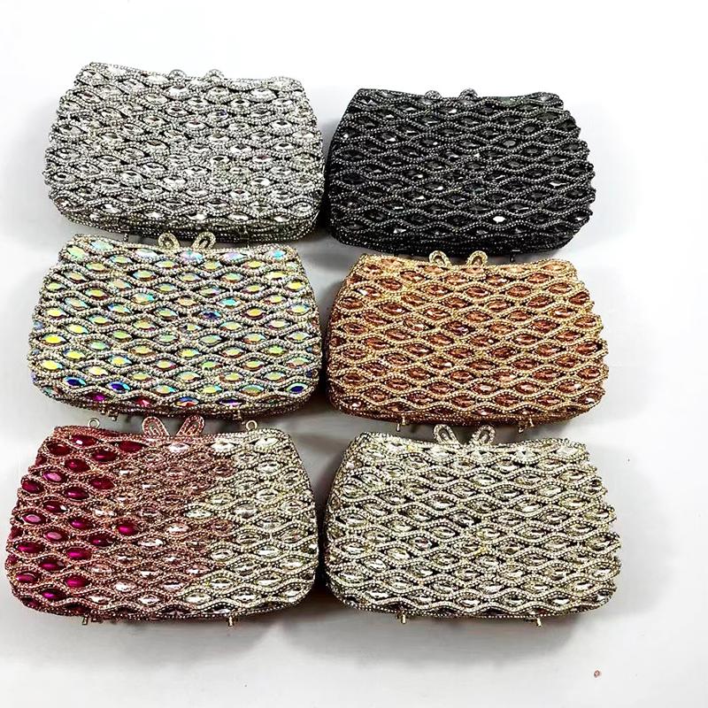 Evening Bags Silver/Black/Champagne 6 Colors Crystal Rhinestone Clutch Design Gemstone Party Wedding Diamond PursesEvening
Evening Bags Silver/Black/Champagne 6 Colors Crystal Rhinestone Clutch Design Gemstone Party Wedding Diamond PursesEvening