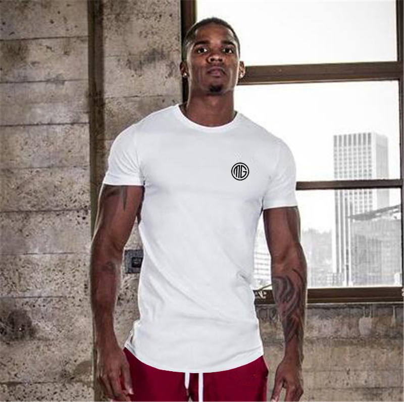 Muscleguys Slim fit T Shirt Men Slim Fit Tees Men Gyms T-Shirts Bodybuilding Tops Fitness Clothing O-Neck Short Sleeve T Shirt 220504