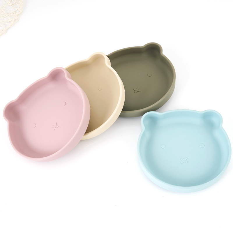 Custom Cartoon Bear Colorful Silicone Dinner Plate Powerful Suction Cup BPA Free Wooden Handle Fork Spoon Child Feeding Set 220512