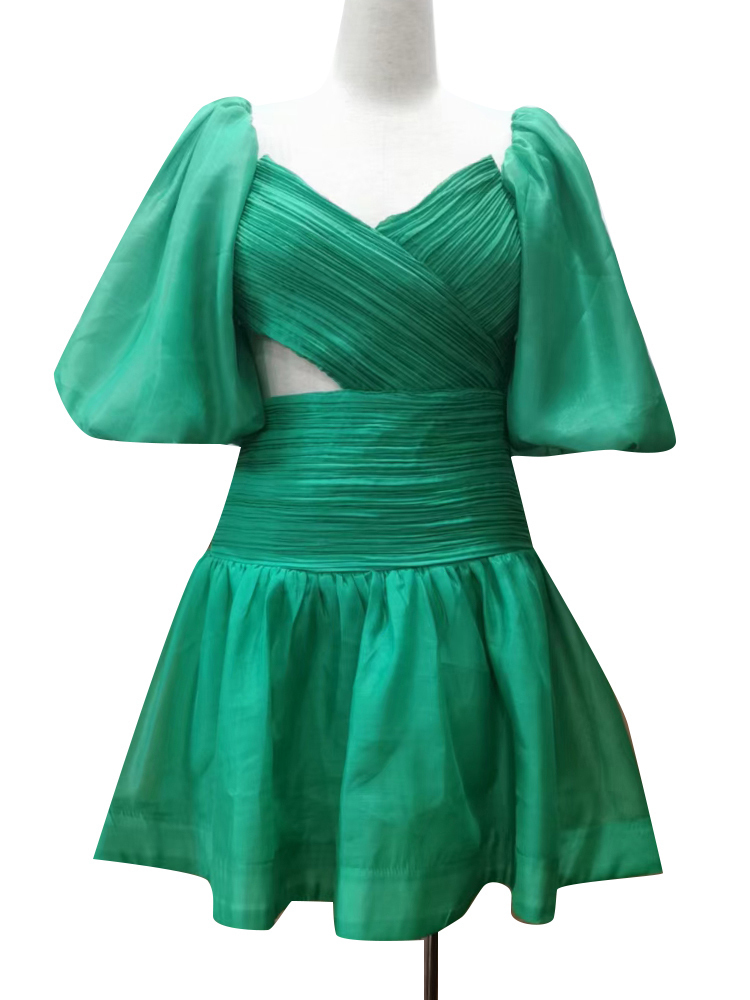TWOTWINSTYLE Solid Cut Out Dress For Women V Neck Short Sleeve High Waist Ruched Mini Dresses Female Summer Clothing 220613