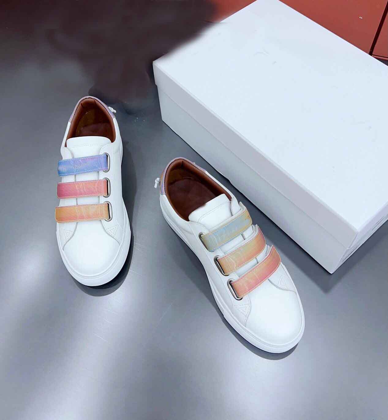 Luxury Designer Velcro Urban Knots Sneakers Shoes Men Casual White Black Leather Skateboard Walking Chic Jogging Outdoor Trainers EU38-46
Luxury Designer Velcro Urban Knots Sneakers Shoes Men Casual White Black Leather Skateboard Walking Chic Jogging Outdoor Trainers EU38-46
