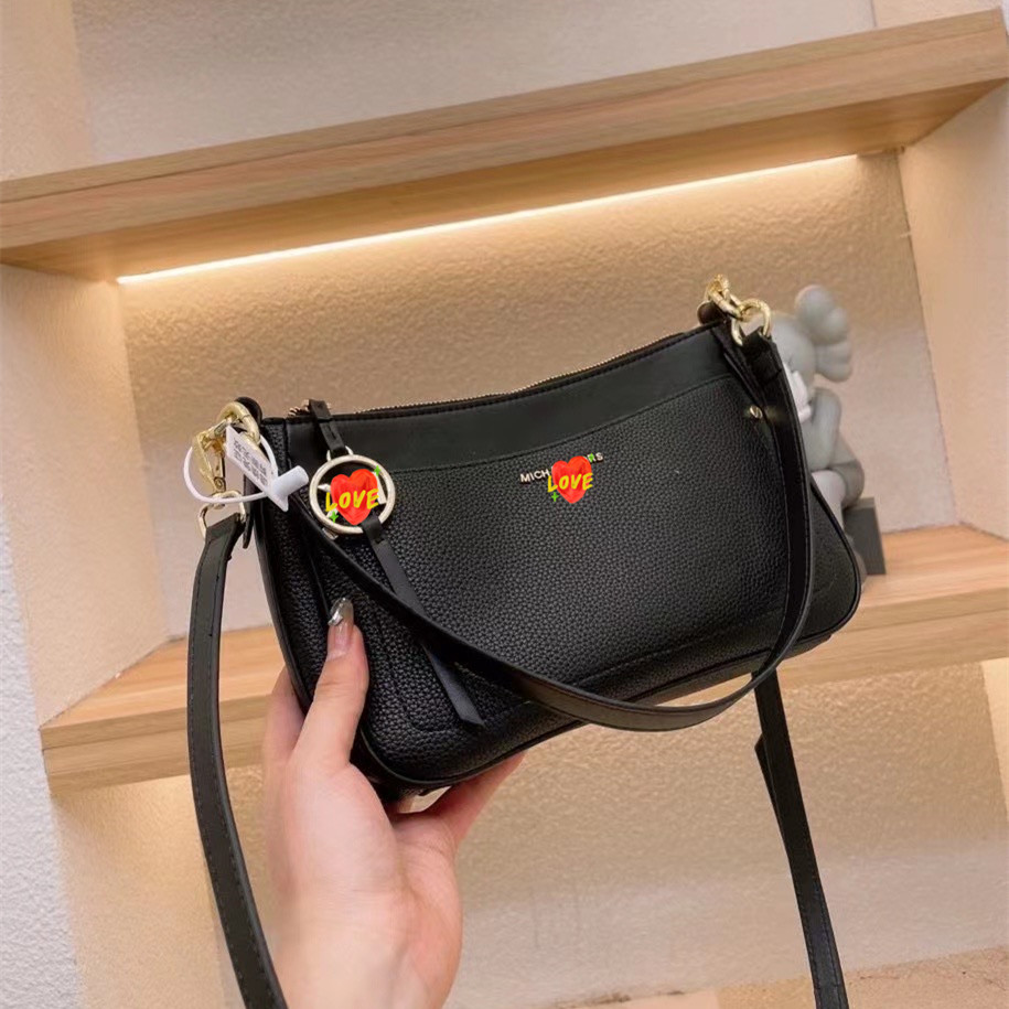 Classical Design Top quality 5A genuine leather women bag lady shoulder handbags bags M with box card dustbag Lovers Best gift Free transhipment, Black
Classical Design Top quality 5A genuine leather women bag lady shoulder handbags bags M with box card dustbag Lovers Best gift Free transhipment, Black