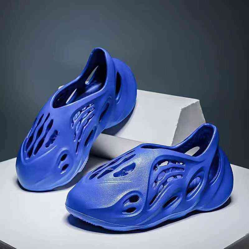 Sandals Slides Foam Runner Slippers Kids Sneakers Shoes Graffiti Bone White Resin Desert Sand Rubber Summer Designer Beach Fashion Trainers1, Color 1
Sandals Slides Foam Runner Slippers Kids Sneakers Shoes Graffiti Bone White Resin Desert Sand Rubber Summer Designer Beach Fashion Trainers1, Color 1