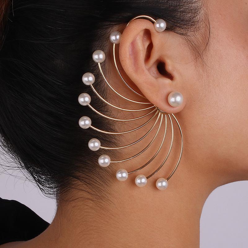 Clip-on & Screw Back Individual Earrings Metal Fan-shaped Pearl Exaggerated Niche Design Fashion Without Piercing Ear Clips JewelryClip-on
Clip-on & Screw Back Individual Earrings Metal Fan-shaped Pearl Exaggerated Niche Design Fashion Without Piercing Ear Clips JewelryClip-on