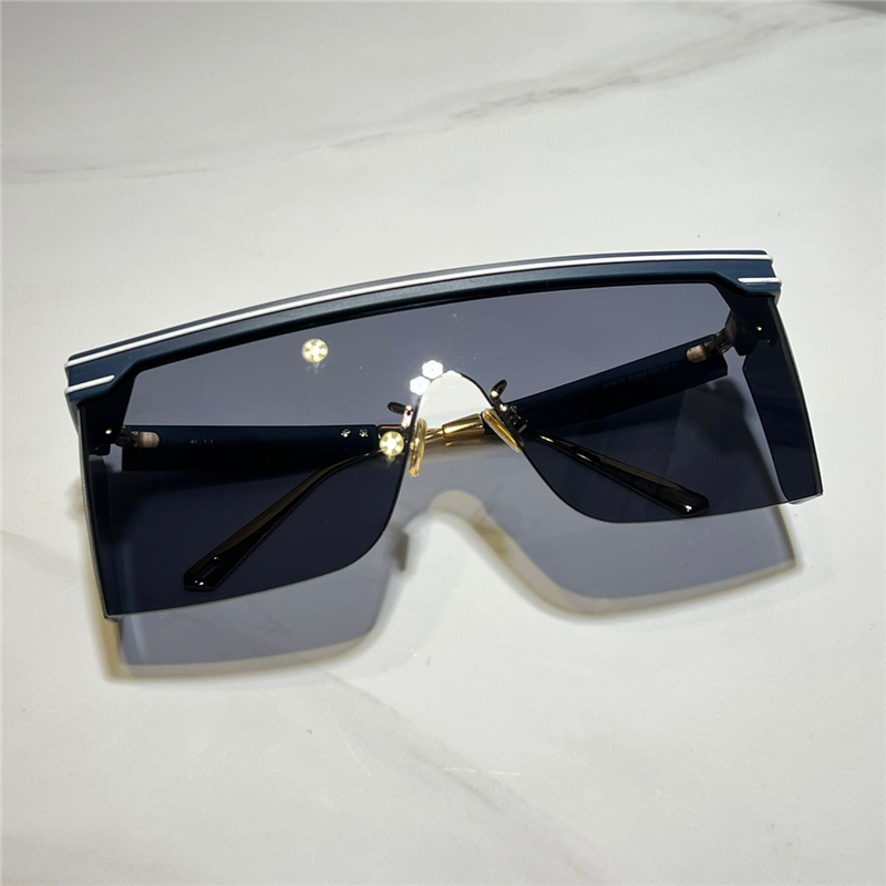 Summer Sunglasses For Men and Women style Anti-Ultraviolet Retro Club M1U Plate Square Frame Special design Eyeglasses Random Box290f
Summer Sunglasses For Men and Women style Anti-Ultraviolet Retro Club M1U Plate Square Frame Special design Eyeglasses Random Box290f