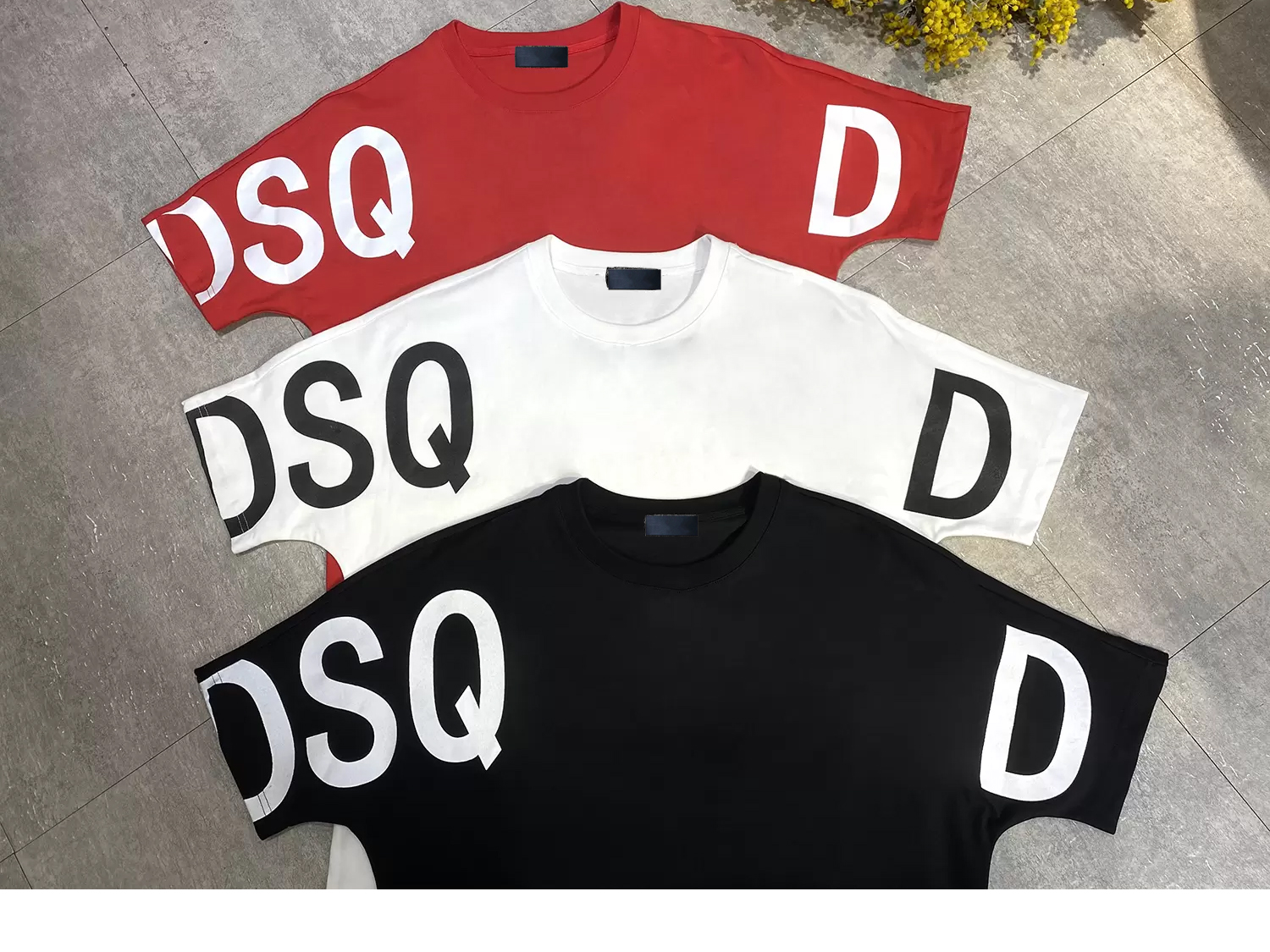 DSQSURY 2022SS New Mens Designer T shirt Paris fashion Tshirts Summer DSQ T-shirt Tees Male Top Quality 100% Cotton Top ST6820, Black
DSQSURY 2022SS New Mens Designer T shirt Paris fashion Tshirts Summer DSQ T-shirt Tees Male Top Quality 100% Cotton Top ST6820, Black