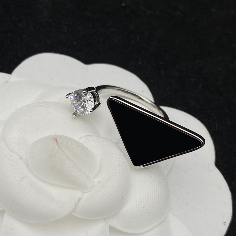 Personality Open Rings Trendy Crystal Shinning Ring Outdoor Elegant Charm Ladies Ring Jewelry