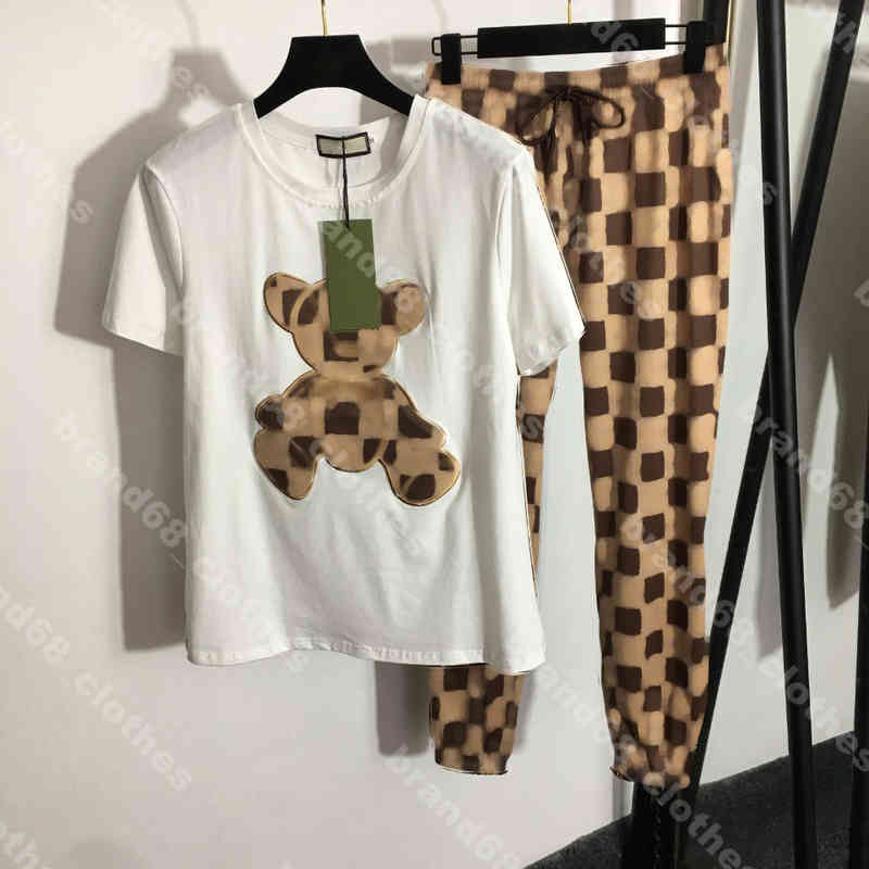 Fashion Women cotton t Shirts Pants set designer summer tracksuit luxury sportswear bear embroidery pullover g..cci logo brand 5A female Apparel
Fashion Women cotton t Shirts Pants set designer summer tracksuit luxury sportswear bear embroidery pullover g..cci logo brand 5A female Apparel