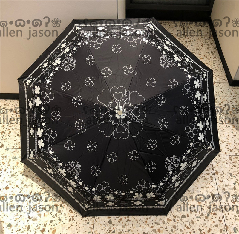 Casual Europe Sun Umbrellas Hipster Automatic Folding Designer Luxury Umbrellas High Quality Outdoor Travel Multifunction Windproof Rainy Umbrellas, As pic;with box
Casual Europe Sun Umbrellas Hipster Automatic Folding Designer Luxury Umbrellas High Quality Outdoor Travel Multifunction Windproof Rainy Umbrellas, As pic;with box