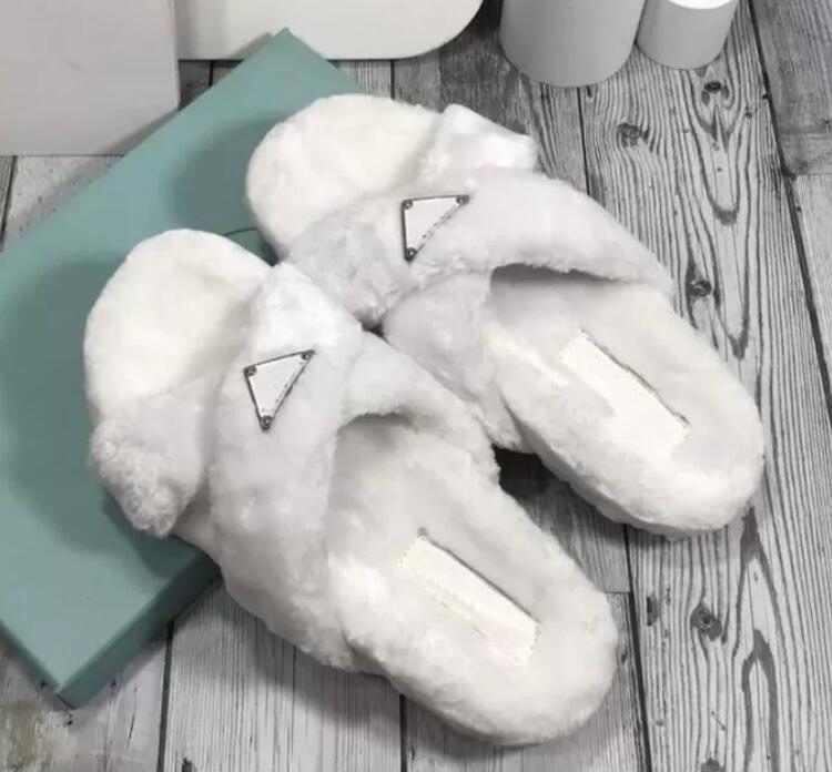 Women Winter Plush Woolen Scuffs Slippers Designer Platform Heel Lambswool Slides Slipper Flat Heels Cross Strap Home Sandals Luxurys Flip Flops Shoes, Not sold separately
Women Winter Plush Woolen Scuffs Slippers Designer Platform Heel Lambswool Slides Slipper Flat Heels Cross Strap Home Sandals Luxurys Flip Flops Shoes, Not sold separately