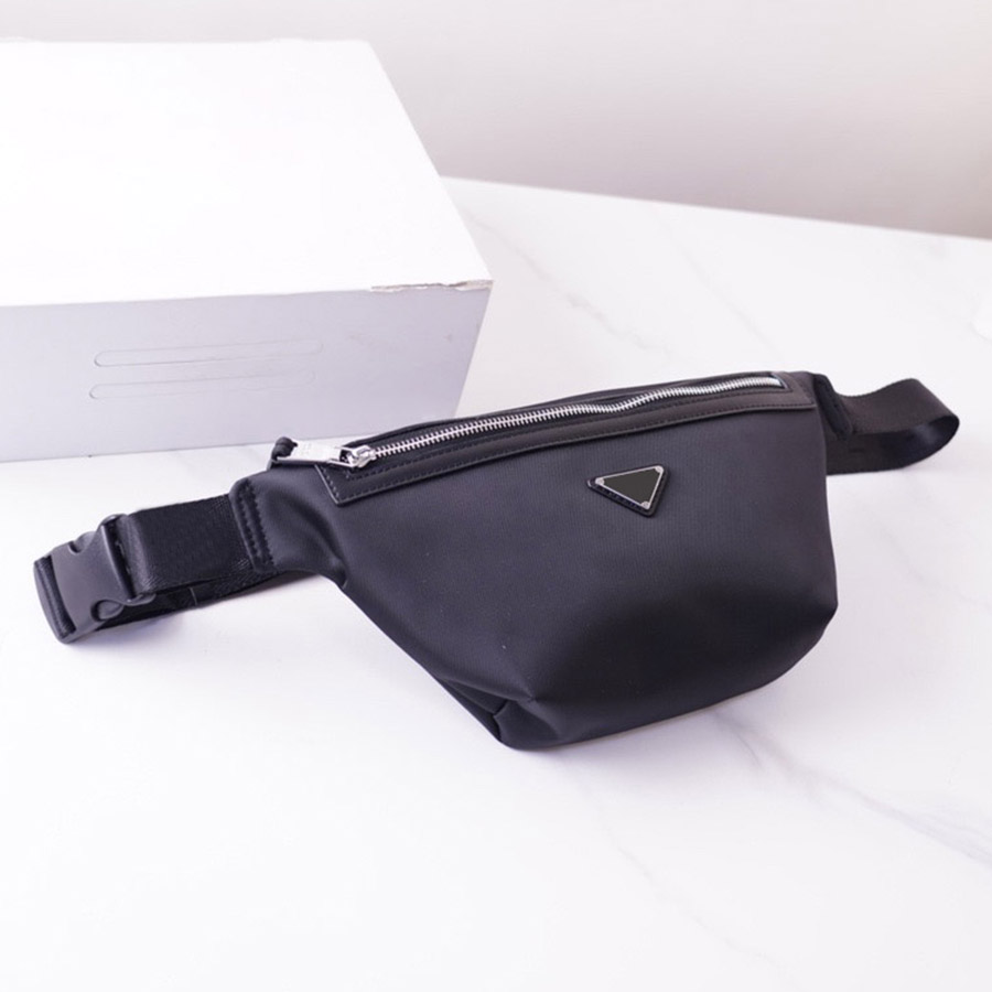 High quality Waist Bag Men's and Women's Purses Fanny pack Designer luxury Nylon tote Bag Shoulder pocket Coin purse Bumbag Belt Bags, Black
High quality Waist Bag Men's and Women's Purses Fanny pack Designer luxury Nylon tote Bag Shoulder pocket Coin purse Bumbag Belt Bags, Black