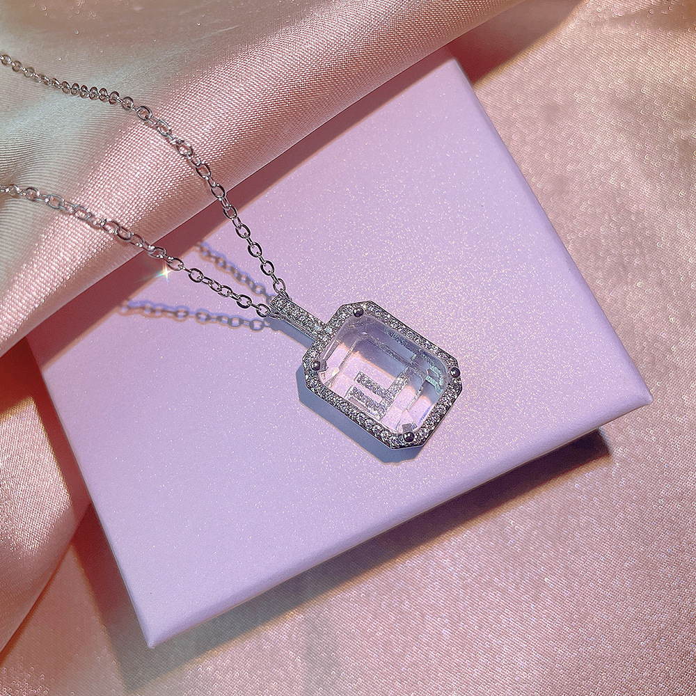 Tiktok Top Sell Letter Pendant Simple Fashion Jewelry 925 Sterling Silver Pave White Sapphire CZ Diamond Gemstones Party Perfume bottle Clavicle Neckl