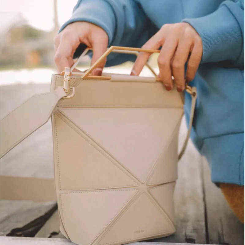 Yee Si Bag Women s Facetclassic Medium Folding Women s Hand Held Single Shoulder Bag Advanced Messenger Bag 220516