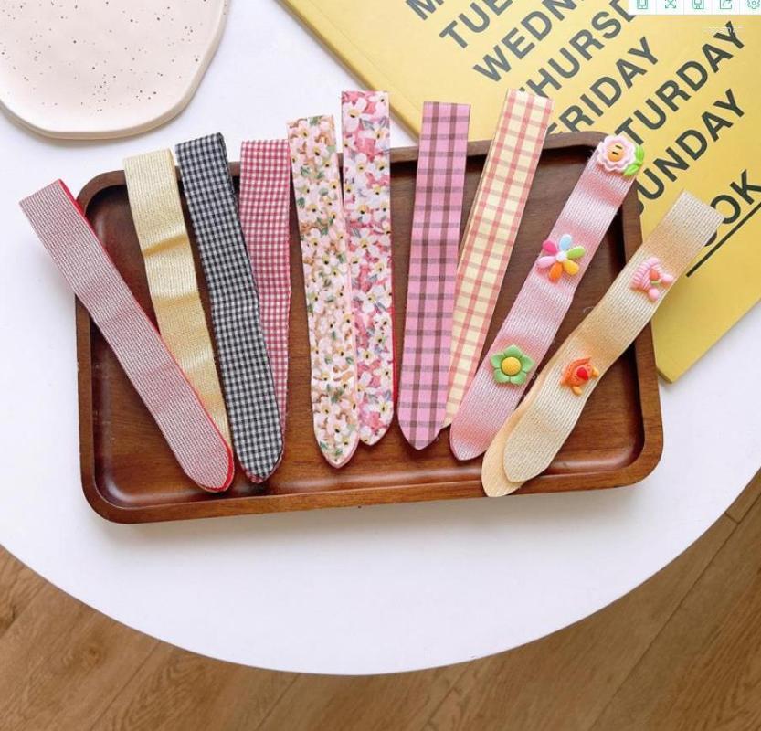 Hair Accessories 2pcs/set Children Cute Cartoon Flower Bangs Stick Hairbands Girls Lovely Broken Headbands Kids
Hair Accessories 2pcs/set Children Cute Cartoon Flower Bangs Stick Hairbands Girls Lovely Broken Headbands Kids