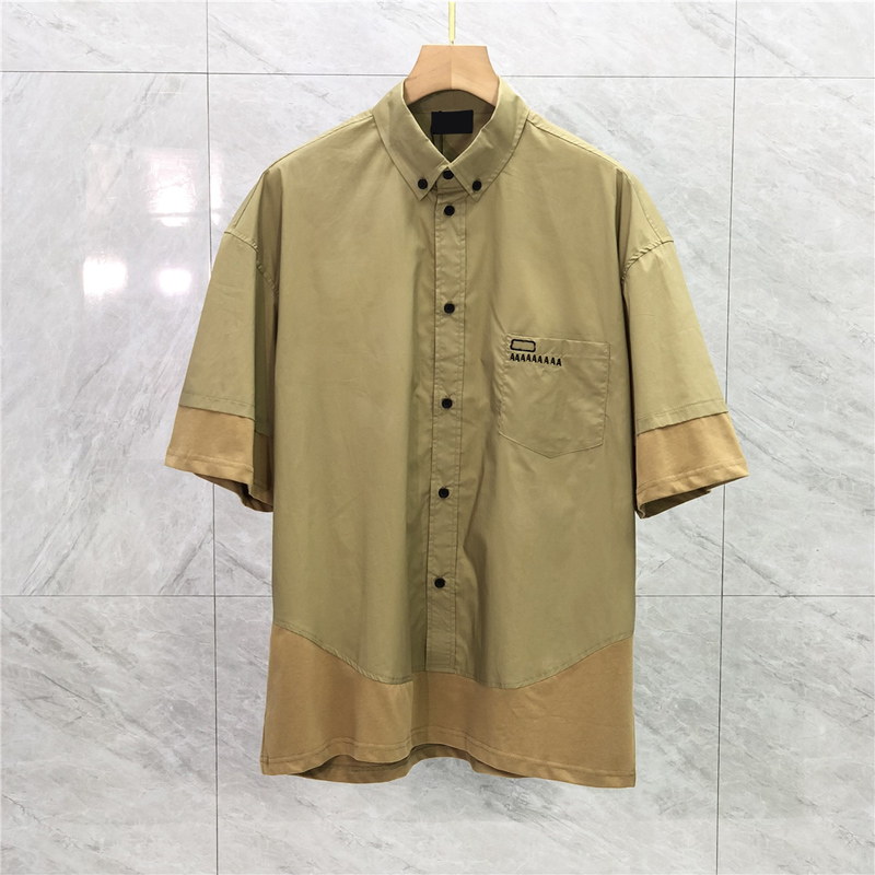 22SS Europe Khaki Embroidery Tee High Street Half Sleeve T shirt Spring Summer Patchwork Pocket Fashion Men Women Shirt
22SS Europe Khaki Embroidery Tee High Street Half Sleeve T shirt Spring Summer Patchwork Pocket Fashion Men Women Shirt