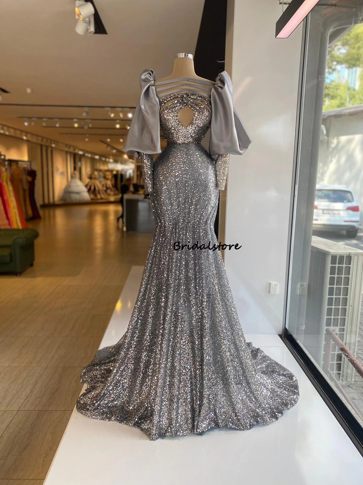 Gray Sequin Mermaid Prom Dress Long Sleeve Keyhole Neck Plus Size Black Girls Evening Dresses Elegant Ceremony Formal Party Gown Vestidos Elegantes Pa