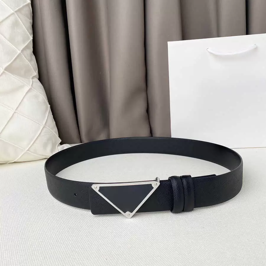 Fashionable Letter Belt Classic Style Made of Top Cowhide Genuine Leather Belts for Man Woman Copper Buckle Width 3.5cm 8 Options with Box Top Quality, Bicolor
Fashionable Letter Belt Classic Style Made of Top Cowhide Genuine Leather Belts for Man Woman Copper Buckle Width 3.5cm 8 Options with Box Top Quality, Bicolor