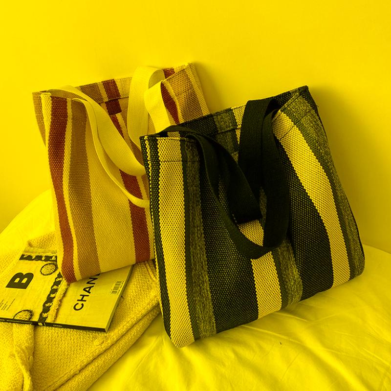 Evening Bags Simple Retro Handbag Small Fresh Striped Canvas For Women 2022 Casual Literature And Art Large-capacity Shoulder Bag FemaleEven, White
Evening Bags Simple Retro Handbag Small Fresh Striped Canvas For Women 2022 Casual Literature And Art Large-capacity Shoulder Bag FemaleEven, White