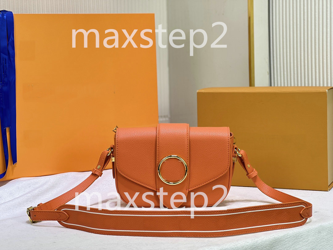 PONT 9 Soft MM Rounded Hand bag M58968 Solid Color Grained Calfskin Circle Signature Cross Body with Monograms Flowers Wide Two-color Strap Luxurys Flap Bags
PONT 9 Soft MM Rounded Hand bag M58968 Solid Color Grained Calfskin Circle Signature Cross Body with Monograms Flowers Wide Two-color Strap Luxurys Flap Bags