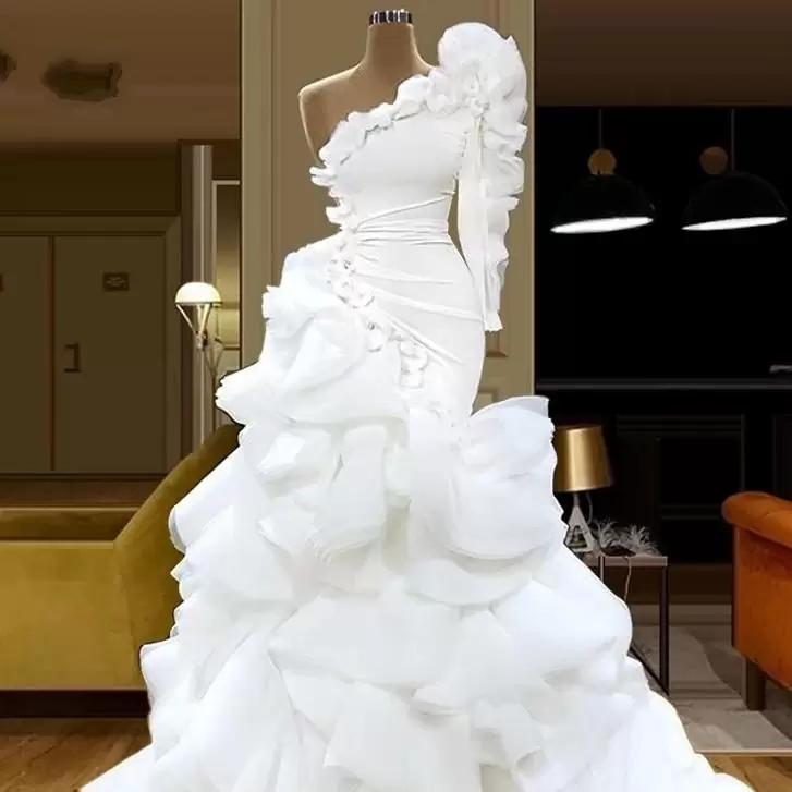 Fashion Mermaid Wedding Dress Ruffles One Shoulder Long Sleeve Saudi Arabia Bridal Gowns Sweep Train Robes De