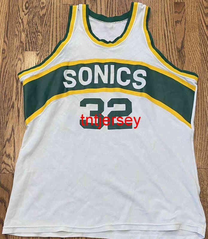 Fred Cheap Stitched Brown #32 Vintage Basketball Jersey Embroidery Jersey Size -6XL Custom Any Name Number Basketball Jerseys Shirt, White
Fred Cheap Stitched Brown #32 Vintage Basketball Jersey Embroidery Jersey Size -6XL Custom Any Name Number Basketball Jerseys Shirt, White