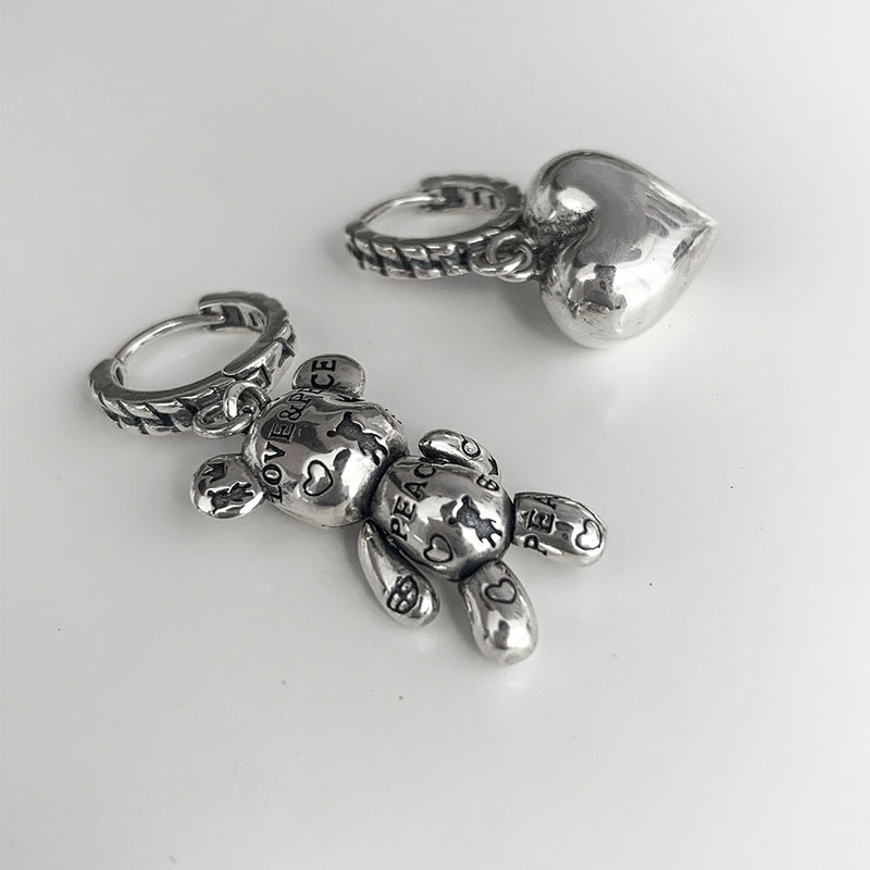 Vintage accessories Bear Stud Heart Asymmetrical party jewelry Fashion designer Heart-shaped stud FOXANRY allergenic 925 sterling silver earrings
Vintage accessories Bear Stud Heart Asymmetrical party jewelry Fashion designer Heart-shaped stud FOXANRY allergenic 925 sterling silver earrings