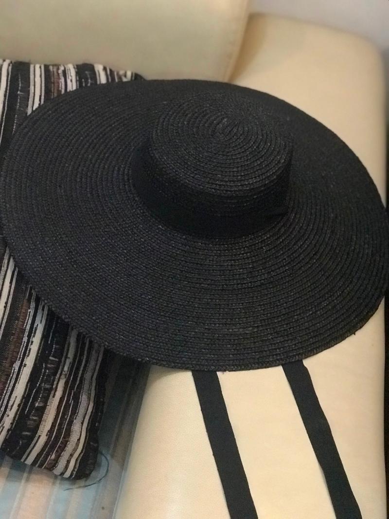 Berets Sell Different Er Quality Handmad Straw Designer Style Wind Brim Leisure Beach Long Ribbon Lady Fedoras Cap Women HatBerets, 1.2cm straw
Berets Sell Different Er Quality Handmad Straw Designer Style Wind Brim Leisure Beach Long Ribbon Lady Fedoras Cap Women HatBerets, 1.2cm straw