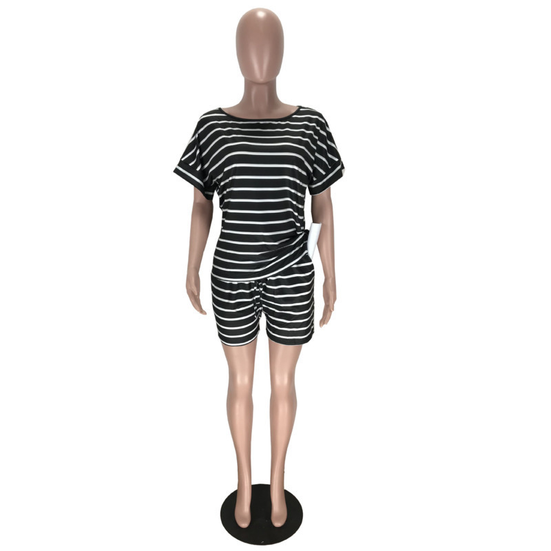 Designer Plus Size 5xl Women Tracuits Two Pieces Sports Outfits Fashion Striped Short Sleeved T Shirt Shorts Suits Summer Clothing