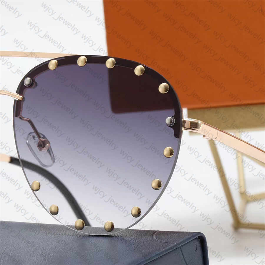 Sunglasses Elegant Designer Rimless Polarized Glasses Rivets Letter Design for Man Woman 6 Option High Quality
Sunglasses Elegant Designer Rimless Polarized Glasses Rivets Letter Design for Man Woman 6 Option High Quality