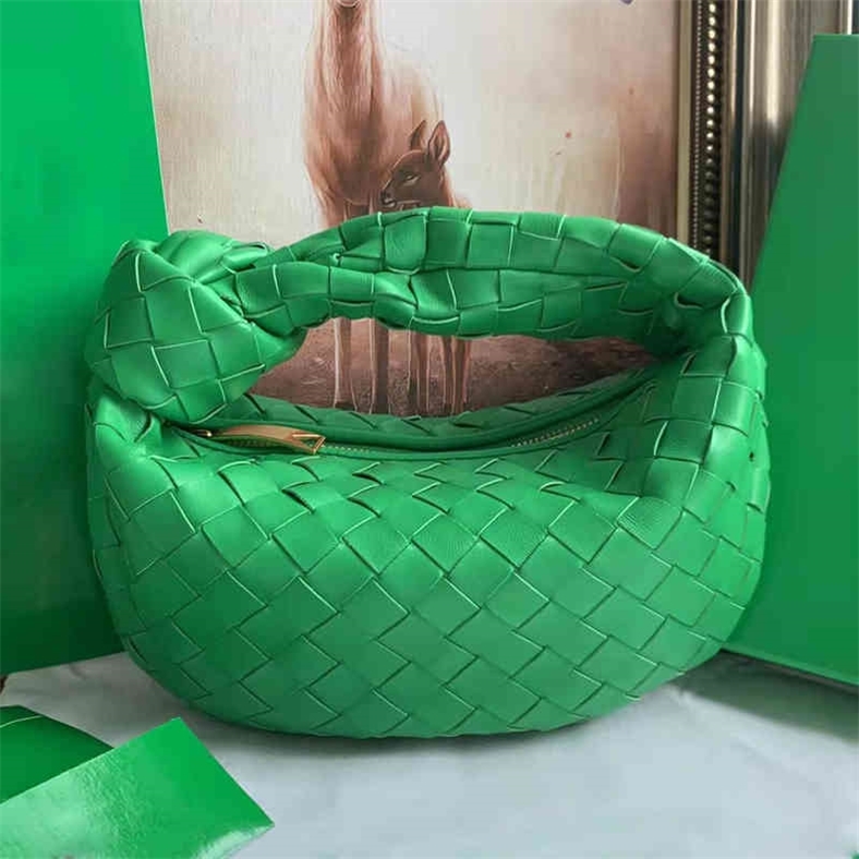 Designer Handbags Bottegav Venetas Imported Woven Sheepskin Jodie Dumpling Bag Ms Women's Knotted Armpit Leather One Shoulder HandbagPV3N, Second generation grass green
Designer Handbags Bottegav Venetas Imported Woven Sheepskin Jodie Dumpling Bag Ms Women's Knotted Armpit Leather One Shoulder HandbagPV3N, Second generation grass green
