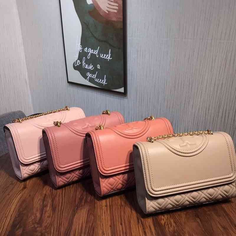 Torys Bags Burchs luxury niche brand womens Light chain rhombic bag chain Single Shoulder Messenger Bag tassel flip bag, Color panel 
Torys Bags Burchs luxury niche brand womens Light chain rhombic bag chain Single Shoulder Messenger Bag tassel flip bag, Color panel