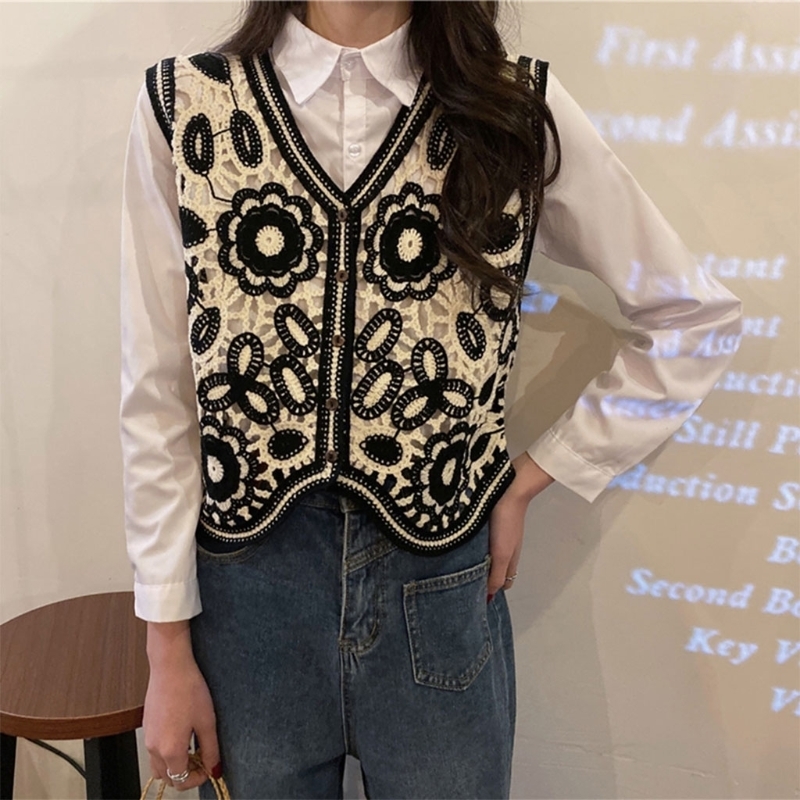 Women Vintage Hollow Out Crochet Crop Top Vest Embroidery Floral Sleeveless Jacket Cardigan Button Down Boho Hippie Casual 220325