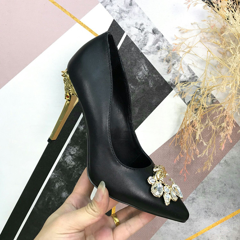2022 Summer Sexy High Heels Crystal Decor Pointed Toe Women Shoes Solid Color Silk Sandals For Party Wedding Size 35-41, White
2022 Summer Sexy High Heels Crystal Decor Pointed Toe Women Shoes Solid Color Silk Sandals For Party Wedding Size 35-41, White