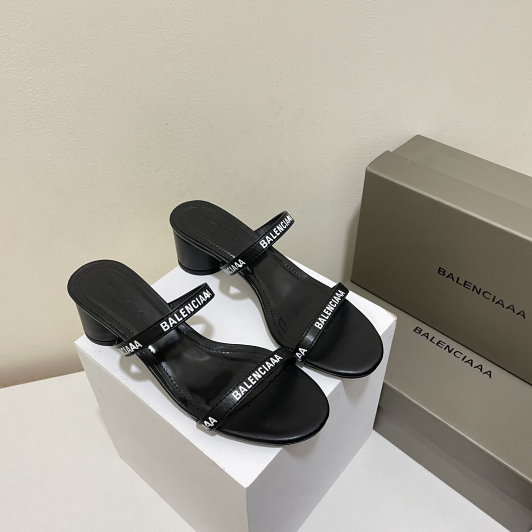Ladies fashion Designer Sandals Supermoving Leather Pad Sheepskin Wedding Banquet Letter sandal Heel Height 5cm, Black
Ladies fashion Designer Sandals Supermoving Leather Pad Sheepskin Wedding Banquet Letter sandal Heel Height 5cm, Black
