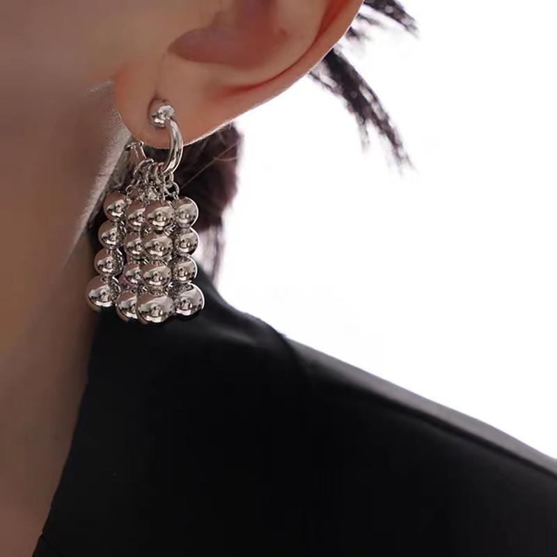 Dangle & Chandelier AENSOA 2022 Metal Beads Ball Tassel Drop Earrings For Woman Korean Fashion Jewelry Party Layered Unusual Accessories 
Dangle & Chandelier AENSOA 2022 Metal Beads Ball Tassel Drop Earrings For Woman Korean Fashion Jewelry Party Layered Unusual Accessories