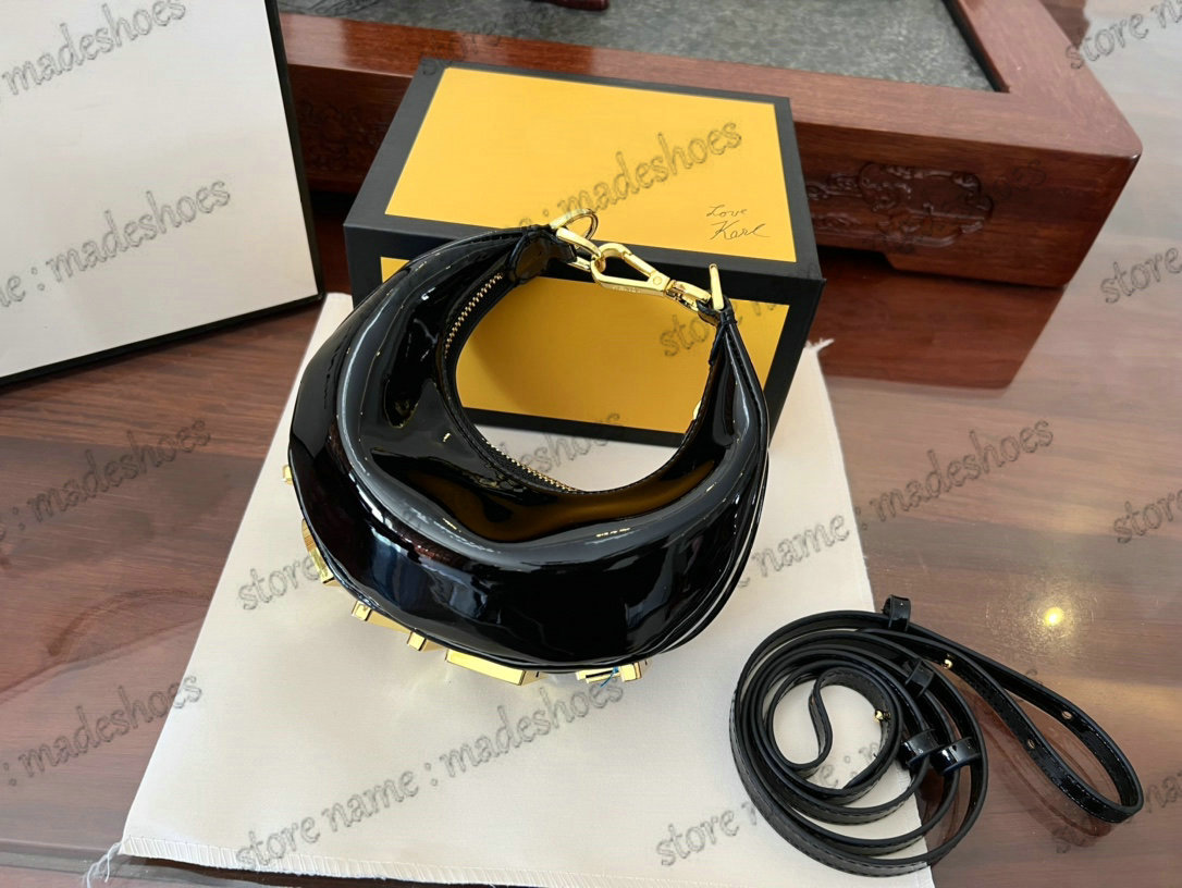 2022SS Nano Graphy Mini Italy Roma Hobo Womens Shoulder Bag Half Moon BAGUETTE Designer CrossBody Ladys Underarm Luxury Patent Leather Clutch Bag
2022SS Nano Graphy Mini Italy Roma Hobo Womens Shoulder Bag Half Moon BAGUETTE Designer CrossBody Ladys Underarm Luxury Patent Leather Clutch Bag