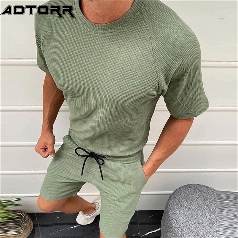 Men's Tracksuits Men Summer Tracksuit Solid 2 Piece Set Casual Short Sleeve Shorts Sets Mens Fashion Loose Sport Jogging Suit Clothing 220826, Db22green
Men's Tracksuits Men Summer Tracksuit Solid 2 Piece Set Casual Short Sleeve Shorts Sets Mens Fashion Loose Sport Jogging Suit Clothing 220826, Db22green