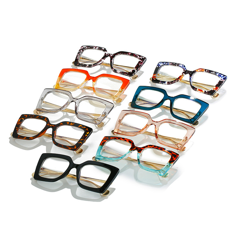 Fashion Women Sunglasses Frames Multi Colors Large Oblong Frame With Inlaid Artificial Pearls Metal Legs
Fashion Women Sunglasses Frames Multi Colors Large Oblong Frame With Inlaid Artificial Pearls Metal Legs