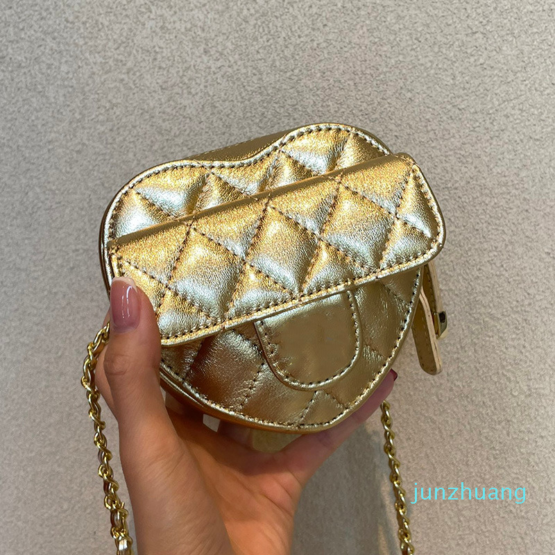 Designer- Women Love Heart Style Waist Bust Crossbody Bags Zipper With Chain Black White Gold Cosmetic Case Shoulder Handbags 14CM
Designer- Women Love Heart Style Waist Bust Crossbody Bags Zipper With Chain Black White Gold Cosmetic Case Shoulder Handbags 14CM
